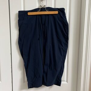Navy Columbia Capris